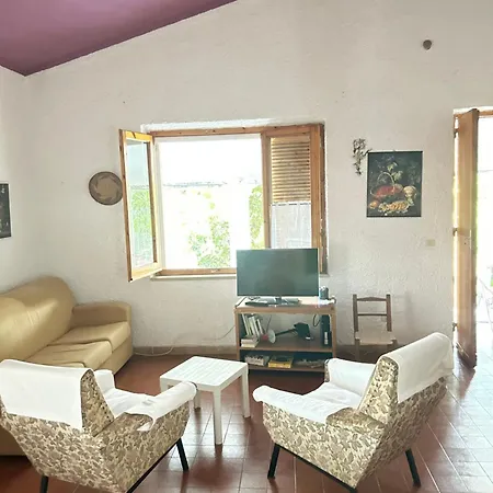 Ferienhaus Domo Austinu - *